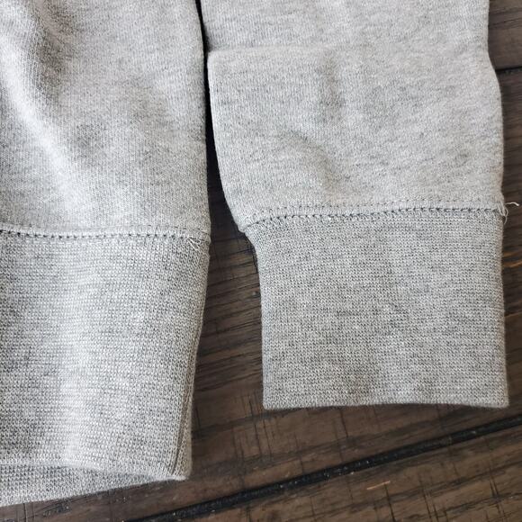 Everlane The 100% Human Typography Sweatshirt Size XXS NWOT - Picture 6 of 6